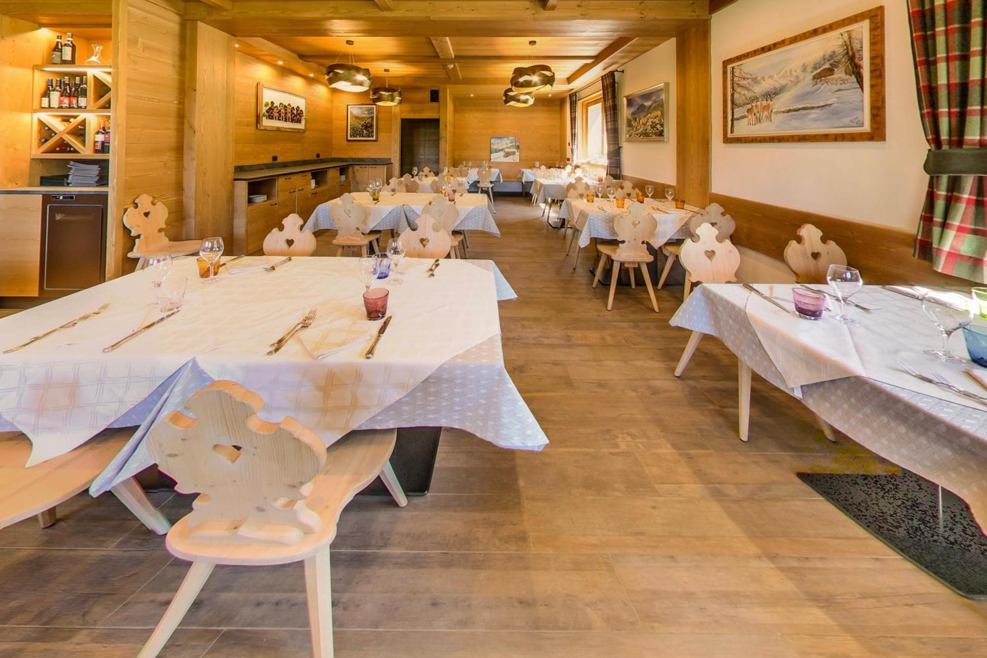 Rifugio Flora Alpina Hotel Passo San Pellegrino Exterior foto